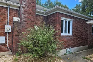 529 Sportsman Dr, Washington Township, PA 15613 - Photo 3