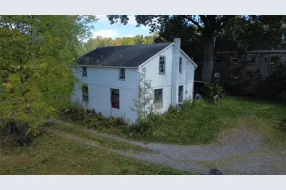 275 S Duffy Rd, Twp of But NW, PA 16001 - Photo 5