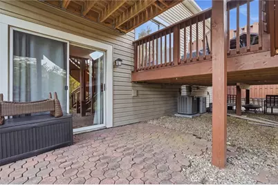 2655 Hunters Point Dr, Pittsburgh, PA 15090 - Photo 33