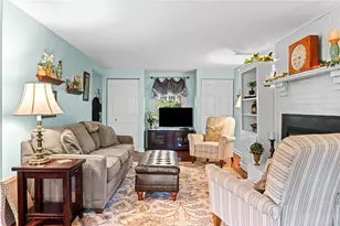 111 William Penn Cir, Leet Township, PA 15143 - Photo 25