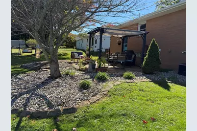 619 S Mercer Avenue, Hermitage, PA 16148 - Photo 5