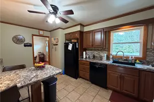619 S Mercer Ave, Hermitage, PA 16148 - Photo 13
