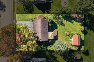 335 Sunridge Dr, Economy, PA 15042 - Photo 43