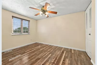 335 Sunridge Dr, Economy, PA 15042 - Photo 23
