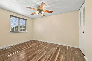 335 Sunridge Dr, Economy, PA 15042 - Photo 23