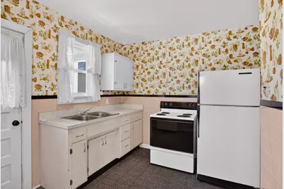 642 Dewey Avenue, Bridgeville, PA 15017 - Photo 19