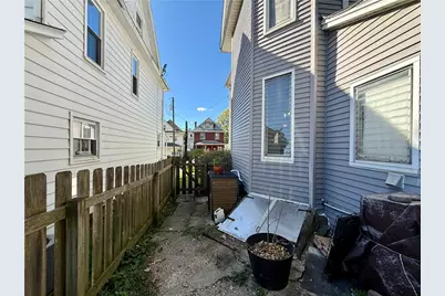 223 N Elm St, Butler, PA 16001 - Photo 23