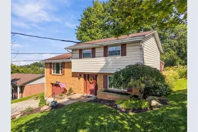 121 Oak Hill Dr, South Strabane, PA 15301 - Photo 3