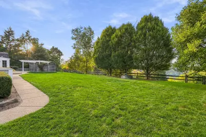 19 Newgate Road, Kilbuck Twp, PA 15202 - Photo 3