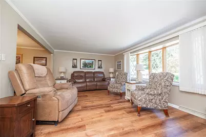 2423 Manown Rd, Forward Township, PA 15063 - Photo 5