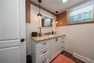 2423 Manown Rd, Forward Township, PA 15063 - Photo 21