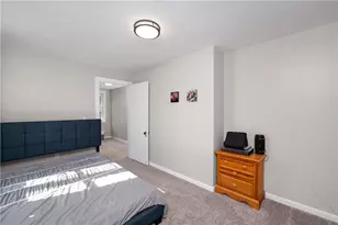 431 Sunset Dr, Center Township, PA 16001 - Photo 23