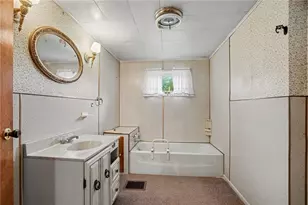 3917 Station Rd, Shenango Township, PA 16101 - Photo 11