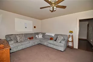 4616-4618 Penn Way, Versailles Boro, PA 15132 - Photo 15