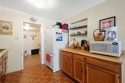 2189 E National Pike, North Bethlehem, PA 15360 - Photo 15