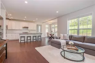 128 Overbrook Dr, Cranberry Township, PA 16066 - Photo 11