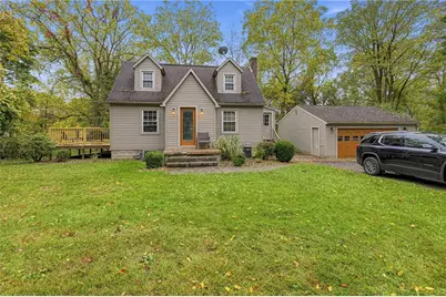 428 Lawnview Ave, Neshannock Township, PA 16105 - Photo 1