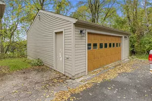 428 Lawnview Ave, Neshannock Township, PA 16105 - Photo 37