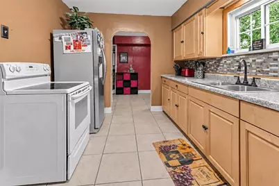 428 Lawnview Ave, Neshannock Township, PA 16105 - Photo 9