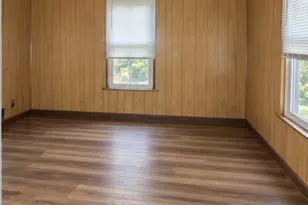 835 Lathrop St, New Castle, PA 16101 - Photo 3