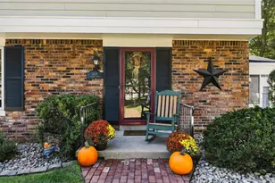 1808 Concord Dr, Pittsburgh, PA 15101 - Photo 3