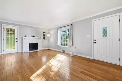 1806 Vollmer Dr, Pittsburgh, PA 15116 - Photo 3
