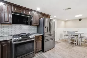 1806 Vollmer Dr, Pittsburgh, PA 15116 - Photo 13