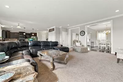 215 Horse Shoe Drive, Findlay Township, PA 15026 - Photo 13