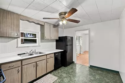 61 State Street, Baden, PA 15005 - Photo 9
