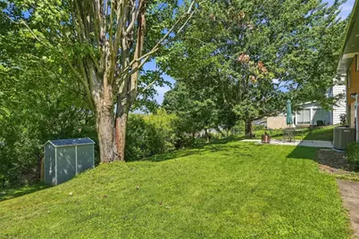 108 Hillside Dr, Zelienople, PA 16063 - Photo 33