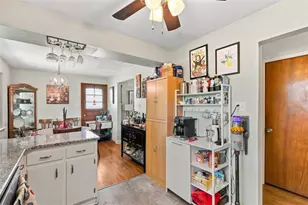 108 Hillside Dr, Zelienople, PA 16063 - Photo 15