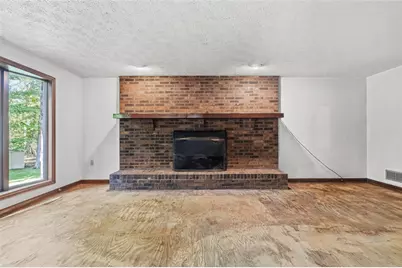 402 Golden Grove Rd, Baden, PA 15005 - Photo 15