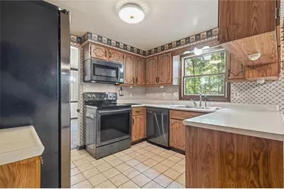 402 Golden Grove Rd, Economy, PA 15005 - Photo 11