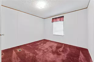 347 Calico Run Rd, Wayne Twp, PA 15370 - Photo 21