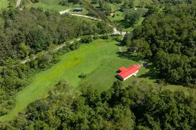 347 Calico Run Rd, Wayne Twp, PA 15370 - Photo 37