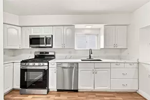1717 Sidney St, Pittsburgh, PA 15203 - Photo 17