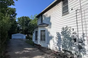 270 Liberty St, Sharon, PA 16146 - Photo 5