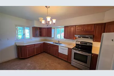 570 Neville Road, Brighton Township, PA 15009 - Photo 5