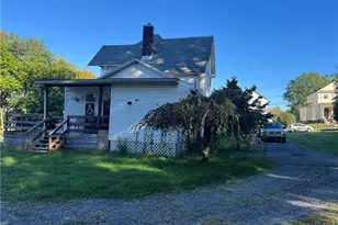 374 Harrison St, Sharon, PA 16146 - Photo 3