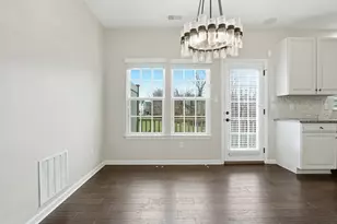 1204 Pointe View Dr, Adams Township, PA 16046 - Photo 13
