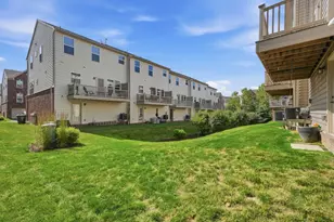 2405 Pointe View Dr, Adams Township, PA 16046 - Photo 45