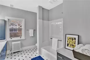 916 College St, Pittsburgh, PA 15232 - Photo 39
