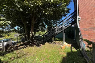 244-246 Brown St, Everson, PA 15631 - Photo 5