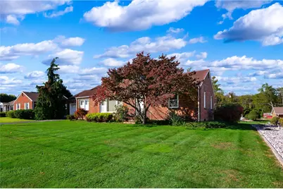 119 Marshall Dr, Twp of But SW, PA 16053 - Photo 3