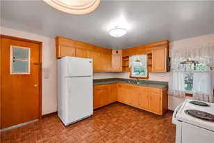 119 Marshall Dr, Twp of But SW, PA 16053 - Photo 13