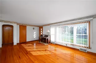 119 Marshall Dr, Twp of But SW, PA 16053 - Photo 9