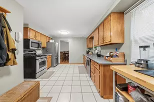 1015 Evergreen Dr, Pittsburgh, PA 15235 - Photo 13