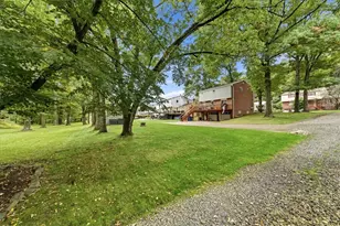 1015 Evergreen Dr, Pittsburgh, PA 15235 - Photo 31