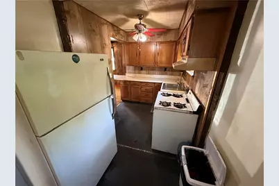 401 2nd St, East Bethlehem, PA 15368 - Photo 13