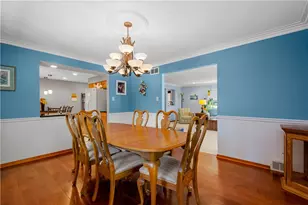4742 Jewel Dr, Pittsburgh, PA 15236 - Photo 9
